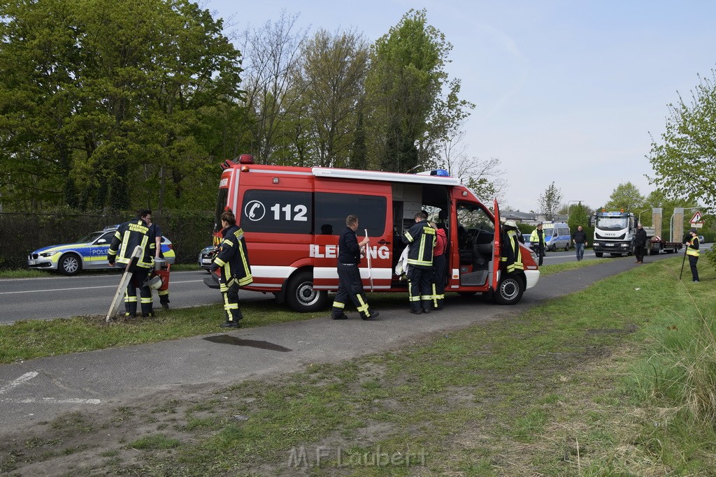 Schwerer VU LKW Zug Bergheim Kenten Koelnerstr P325.JPG - Miklos Laubert